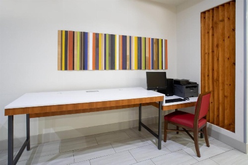 Holiday Inn Express Hotel & Suites Tucson image 12