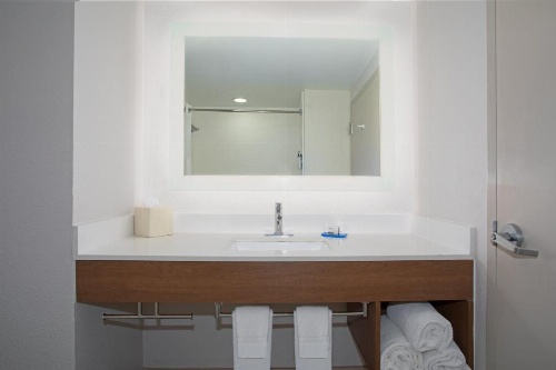 Holiday Inn Express Hotel & Suites Tucson image 19